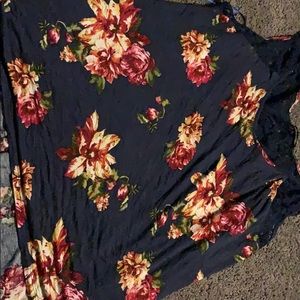 Tank top with lace